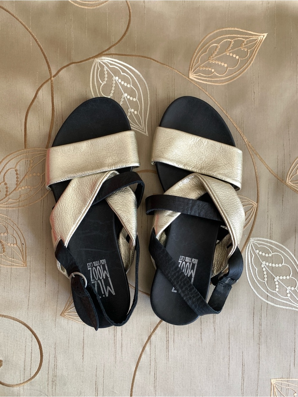 NEW Miz Mooz Metallic Gold and Black Leather Crisscross Sandals